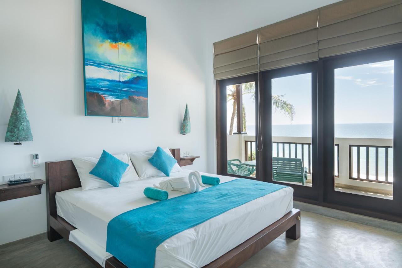 At Ease Beach Hotel Hikkaduwa Exterior foto