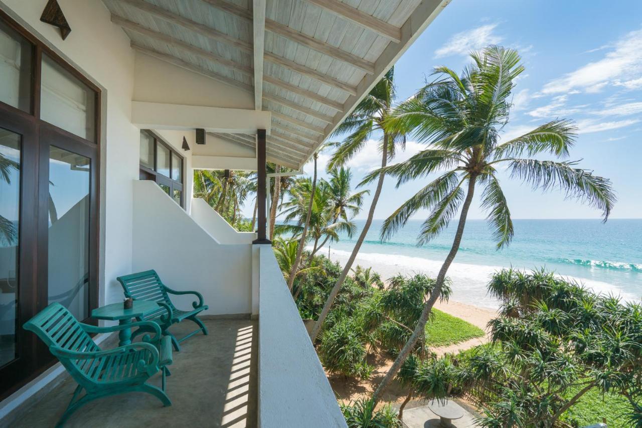 At Ease Beach Hotel Hikkaduwa Exterior foto